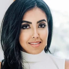 Dr. Nadia Musavvir